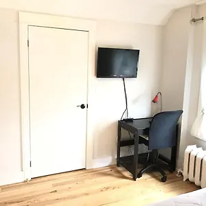 2* Guest house The Parkway Place